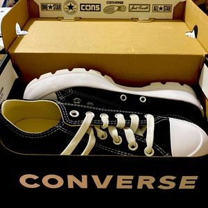 COPY - Converse sales! Brand new woman’s shoes.